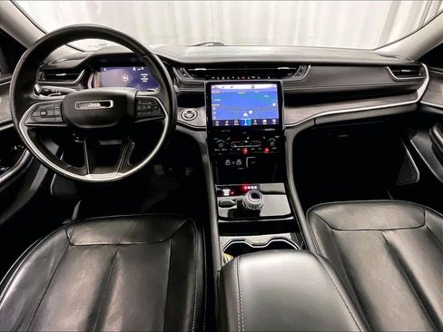 Used 2021 Jeep Grand Cherokee L Limited AWD/4WD image 22
