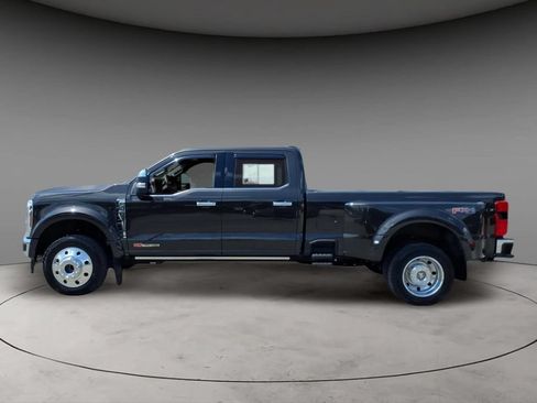 Used 2025 Ford F450 King Ranch w/ Chrome Package AWD/4WD image 2