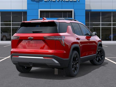 New 2026 Chevrolet Equinox LT w/ Midnight Edition FWD image 4