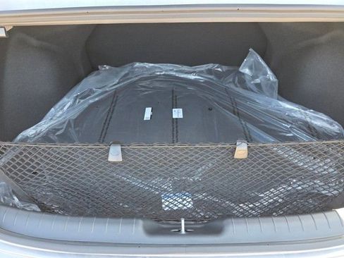 Certified 2025 Hyundai Elantra SEL image 20