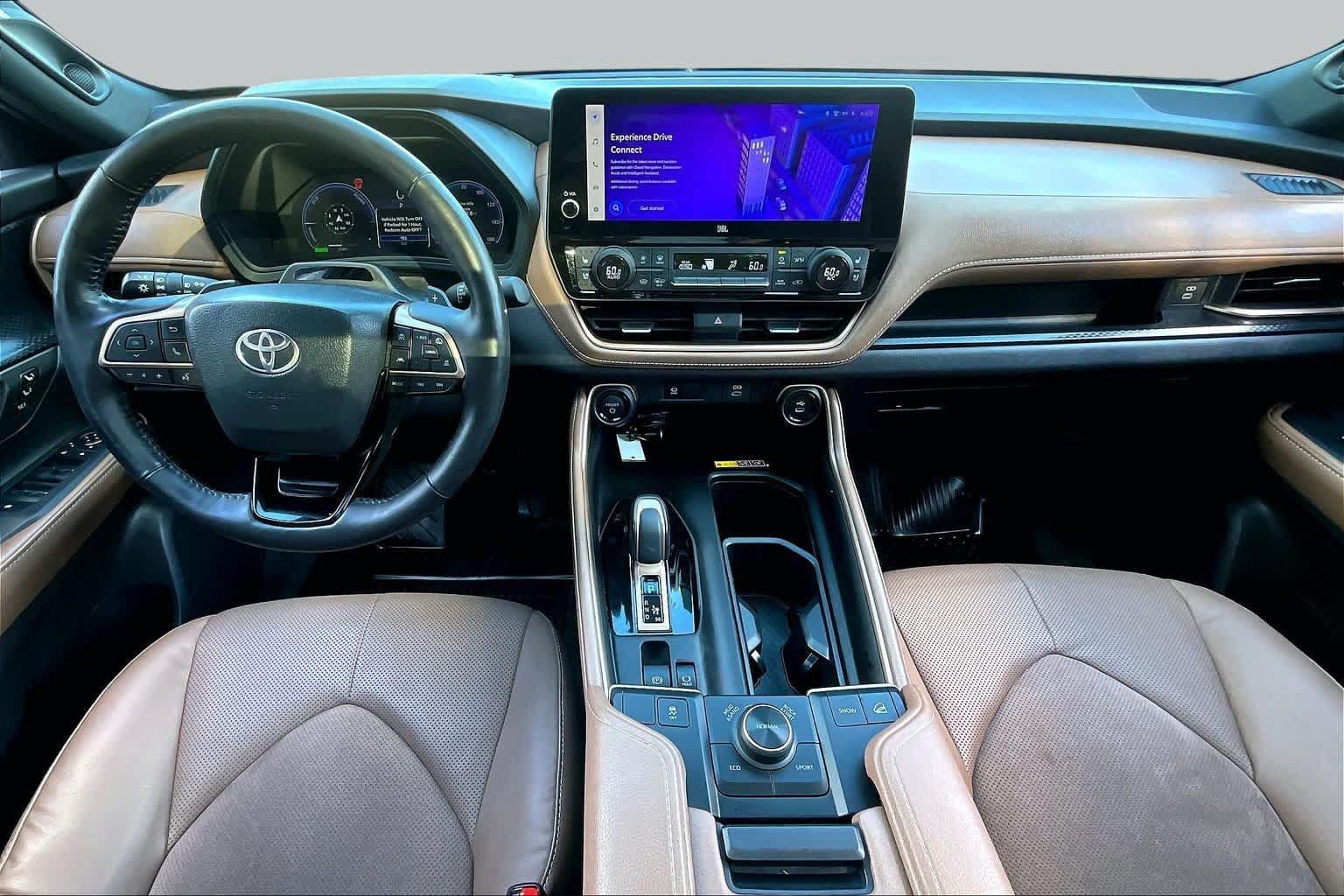 Used 2025 Toyota Grand Highlander AWD Hybrid image 15