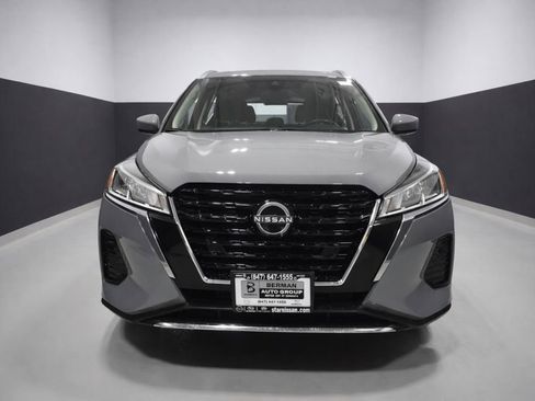 Certified 2023 Nissan Kicks SV image 6