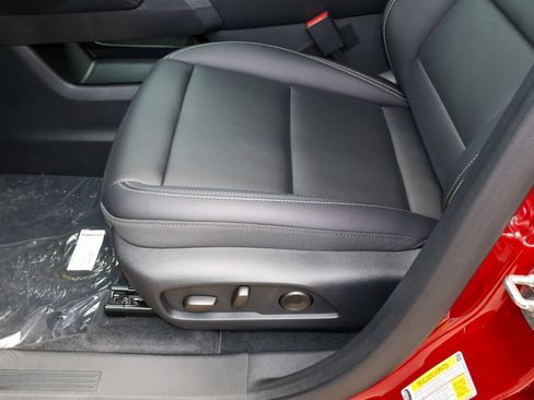 New 2027 GMC Terrain Elevation w/ Elevation Premium Package AWD/4WD image 8