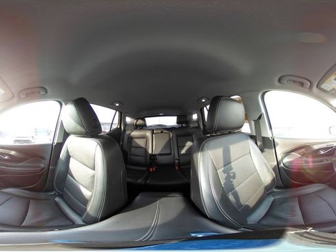 Used 2024 GMC Terrain SLT AWD/4WD image 44