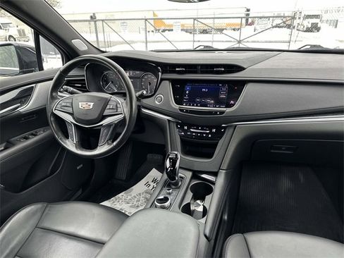 Certified 2023 Cadillac XT5 Premium Luxury image 32
