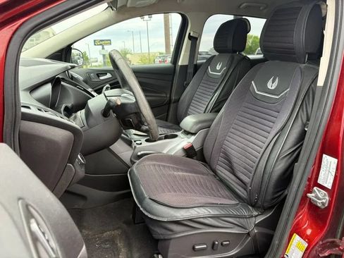 Used 2016 Ford Escape SE w/ Equipment Group 201A AWD/4WD image 19