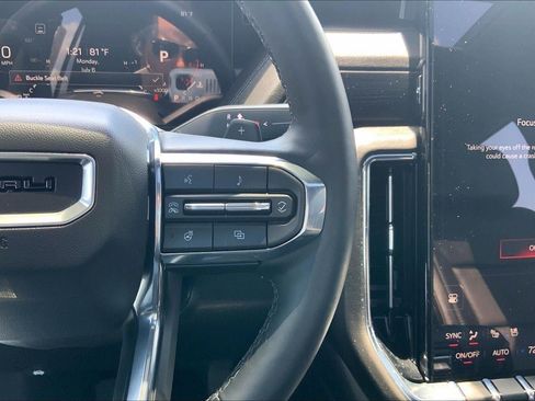 Used 2026 GMC Yukon Denali AWD/4WD image 5