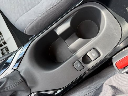 Certified 2024 Toyota Corolla SE w/ SE Premium Package image 17