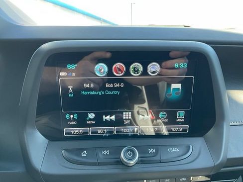 Used 2018 Chevrolet Camaro SS RWD image 5