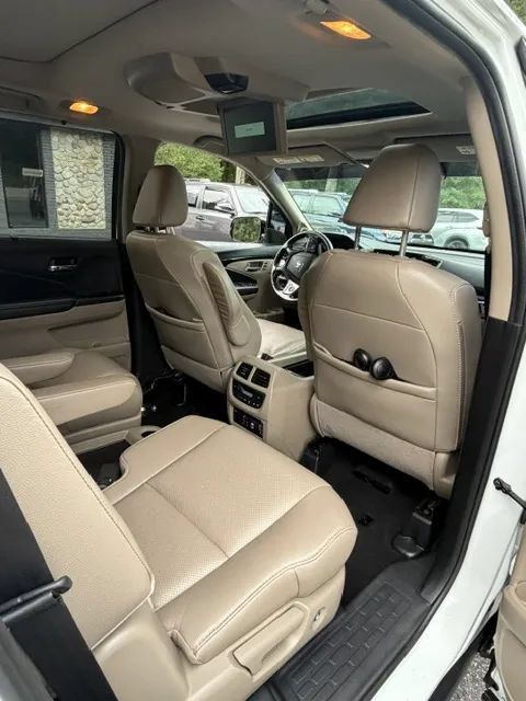 Used 2020 Honda Pilot Elite image 5