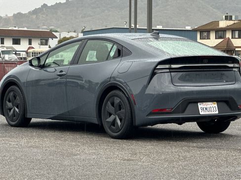 Certified 2024 Toyota Prius Prime SE image 6