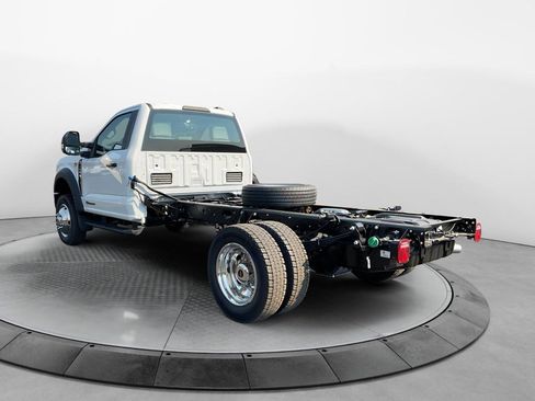 New 2026 Ford F550 4x4 Regular Cab Super Duty image 3