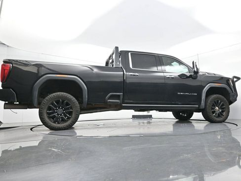 Used 2021 GMC Sierra 3500 Denali w/ Denali Black Diamond Edition AWD/4WD image 48