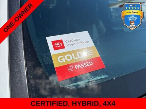 Certified 2025 Toyota Tacoma TRD Off-Road AWD/4WD image 15