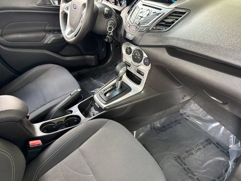 Used 2016 Ford Fiesta SE FWD image 17
