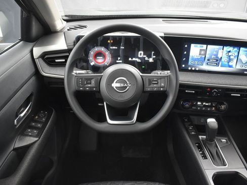 New 2026 Nissan Kicks SV w/ Cold Weather Package image 13