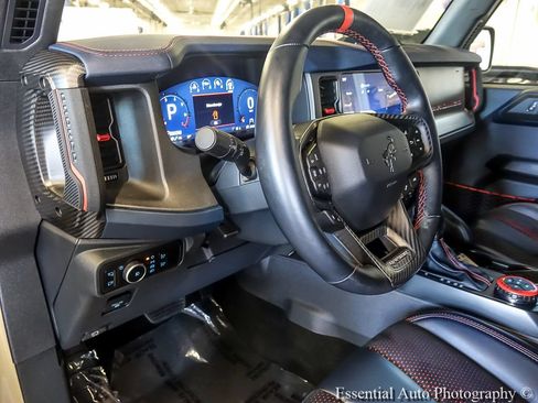 Used 2025 Ford Bronco Raptor AWD/4WD image 10