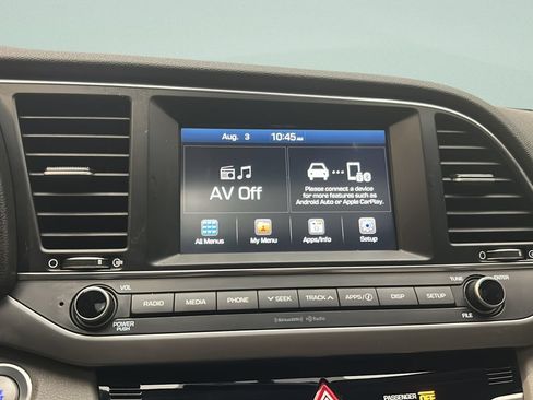 Used 2018 Hyundai Elantra Value Edition FWD image 29