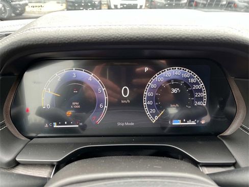 New 2025 Jeep Grand Cherokee Limited image 31