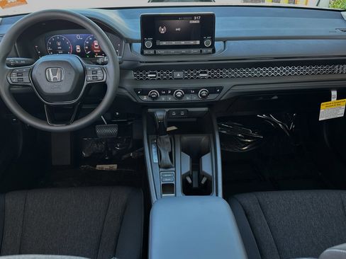 New 2025 Honda Accord SE image 14