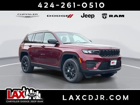 New 2025 Jeep Grand Cherokee Altitude RWD image 1