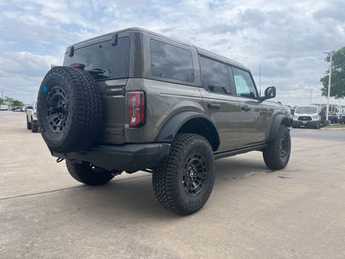 New 2026 Ford Bronco Badlands AWD/4WD image 2