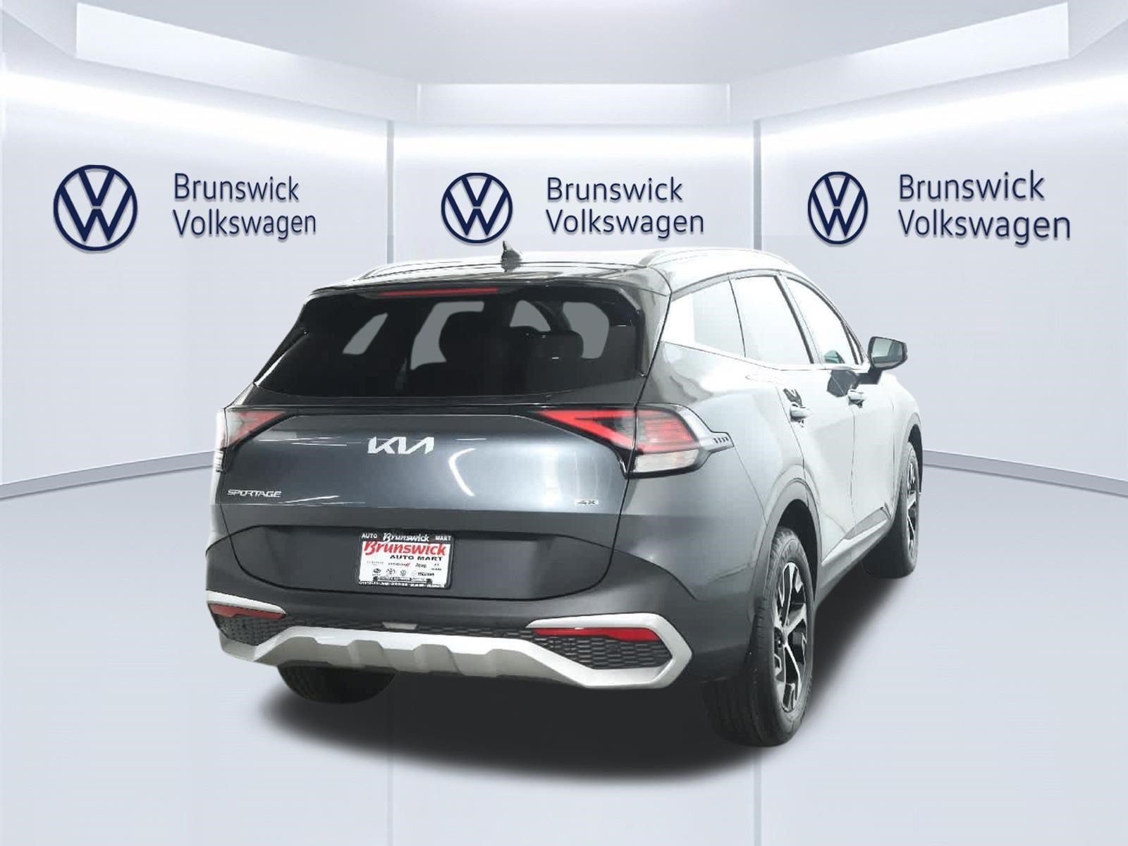 Used 2024 Kia Sportage EX AWD/4WD image 46