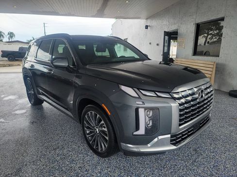 Used 2024 Hyundai Palisade Calligraphy FWD image 7