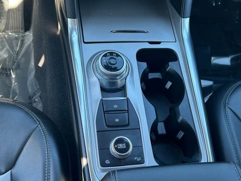 Used 2023 Ford Explorer XLT w/ Equipment Group 202A image 22