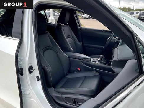 Certified 2025 Lexus UX 300h FWD image 7