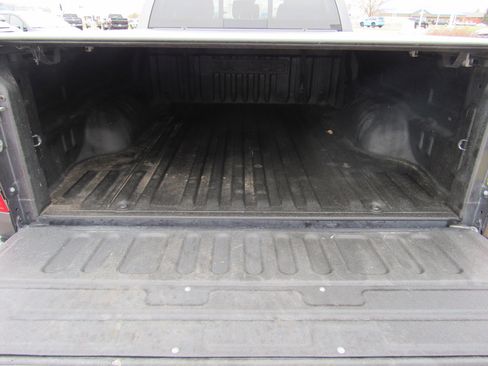 Used 2019 Toyota Tundra Limited w/ Limited Premium Package image 24