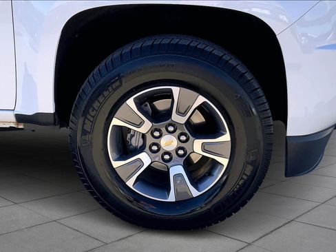 Used 2016 Chevrolet Colorado Z71 image 11