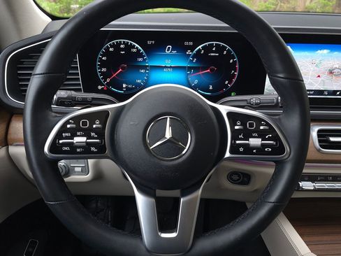 Used 2023 Mercedes-Benz GLE 350 4MATIC w/ AMG Line Exterior image 31