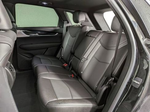 Certified 2023 Cadillac XT5 Premium Luxury w/ LPO, Floor Liner Package image 27