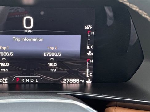 Used 2023 GMC Canyon AT4 image 31