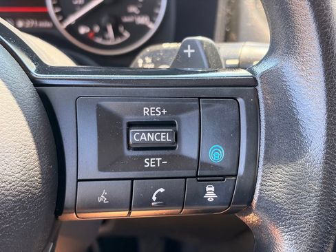 Certified 2024 Nissan Rogue SV FWD image 24