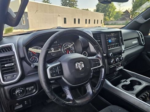 Used 2019 RAM 1500 Big Horn AWD/4WD image 18