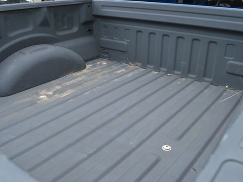 Used 2018 Ford F150 XLT w/ Equipment Group 302A Luxury AWD/4WD image 10