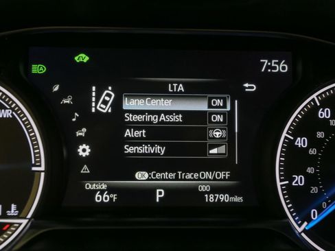 Used 2021 Toyota Venza XLE w/ Softex Package AWD/4WD image 34