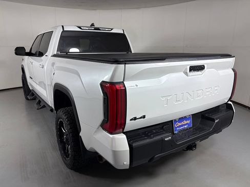 Used 2024 Toyota Tundra Limited AWD/4WD image 6