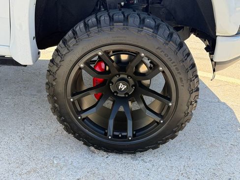 Used 2022 Chevrolet Silverado 1500 RST image 16