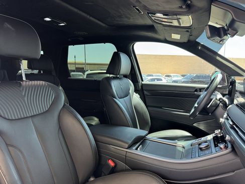 Used 2024 Hyundai Palisade Calligraphy image 46