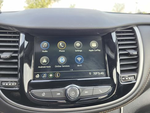 Used 2019 Chevrolet Trax LT w/ LT Convenience Package AWD/4WD image 4