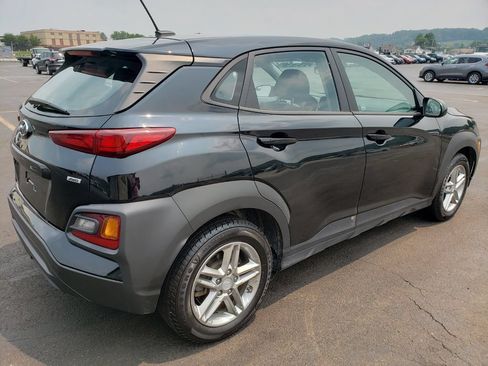 Used 2021 Hyundai Kona SE AWD/4WD image 2