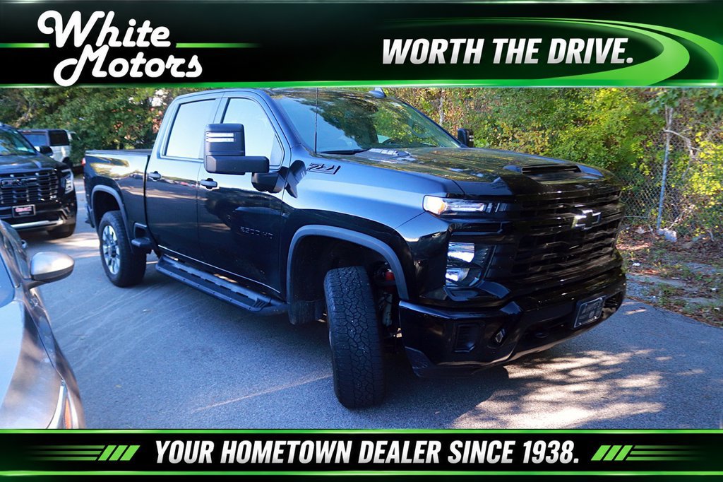 Used 2024 Chevrolet Silverado 2500 Custom w/ Custom Value Package AWD/4WD image 1