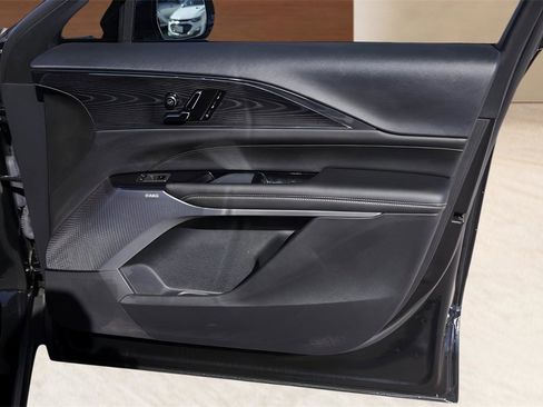 Used 2024 Cadillac Lyriq Luxury w/ LPO, Floor Liner Package image 28