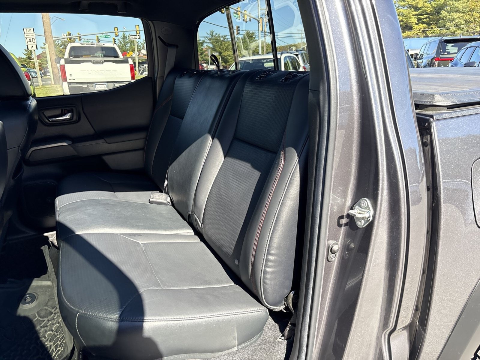 Used 2022 Toyota Tacoma TRD Pro AWD/4WD image 25