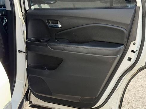 Used 2019 Honda Pilot EX-L image 38