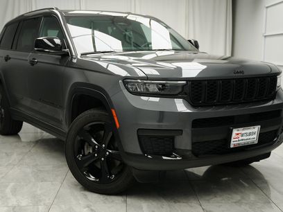 Used 2023 Jeep Grand Cherokee L Laredo