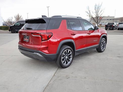 Used 2025 GMC Terrain Elevation w/ Elevation Premium Package image 6